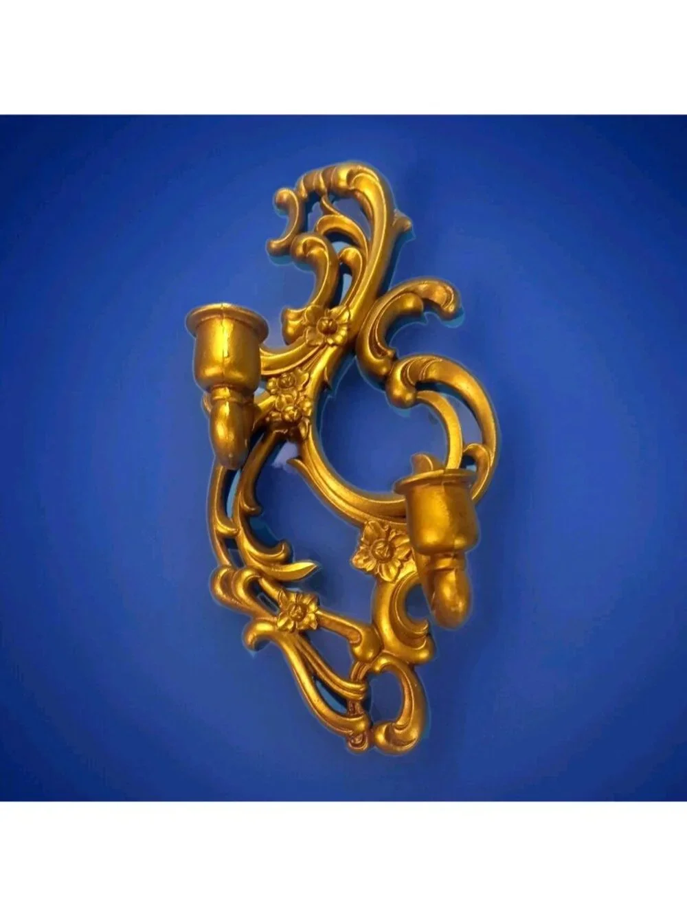 Hollywood Regency antique gold